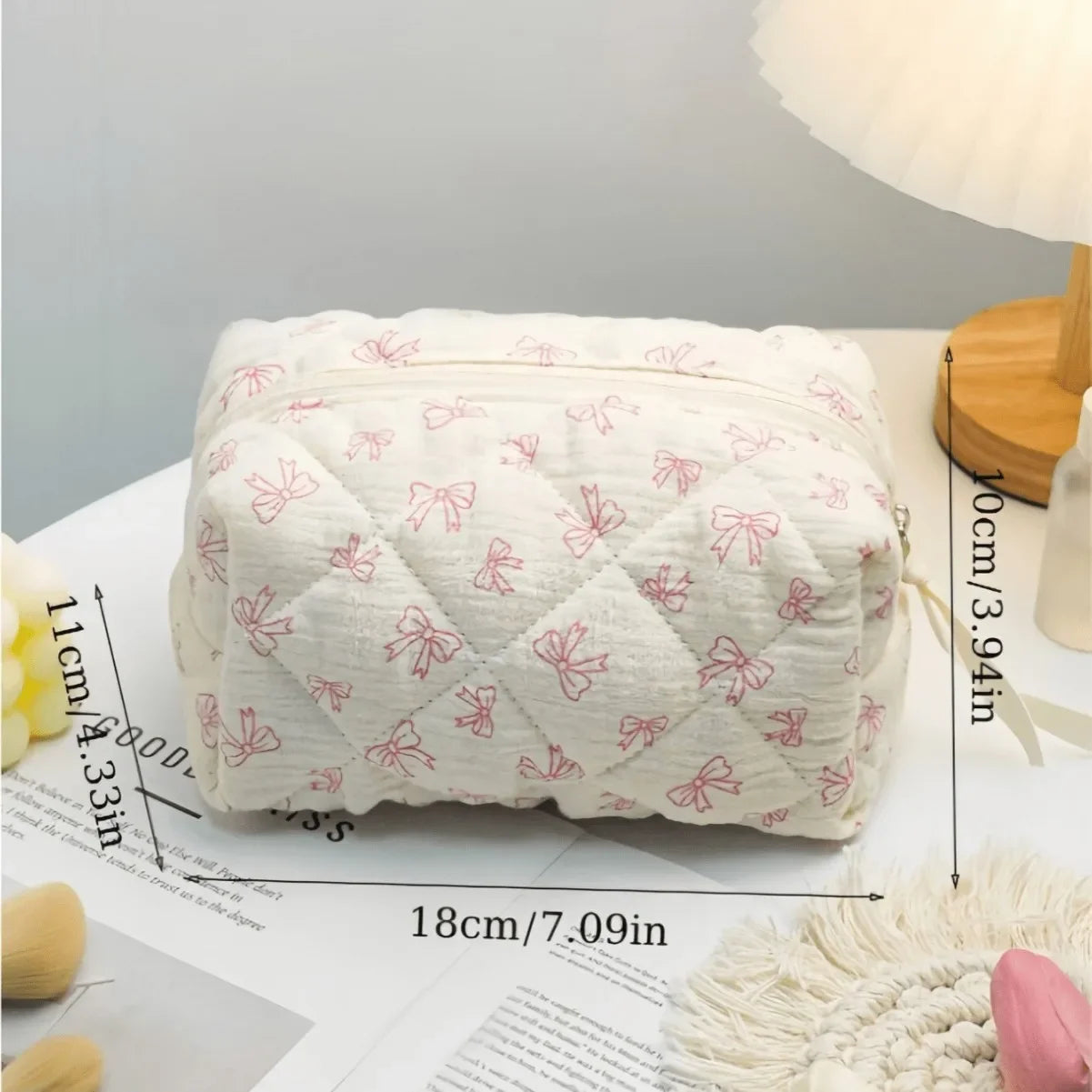 Cosmetic bag