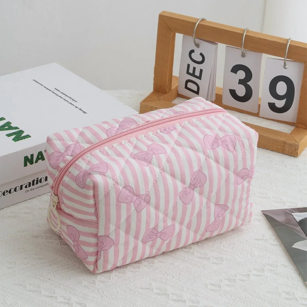 Cosmetic bag