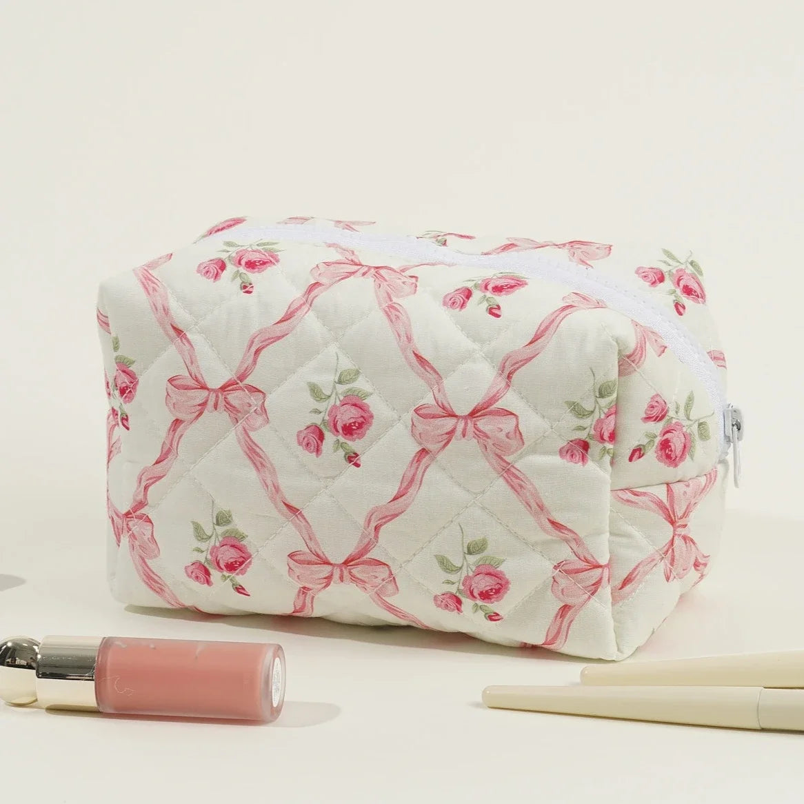 Cosmetic bag