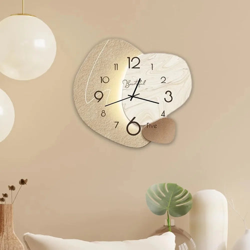 Dekorative Wanduhr im nordischen Design – Kunst & Zeit